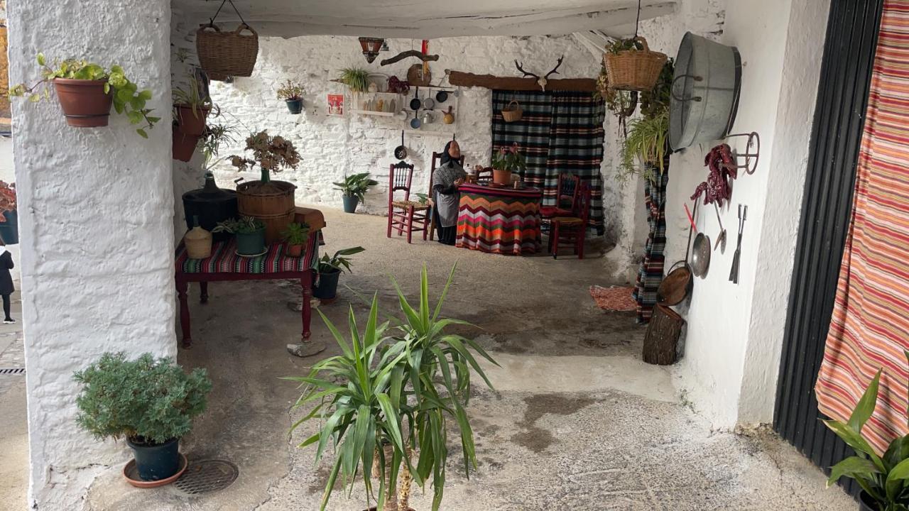 Apartamento Siete Lagunas Leilighet Trevélez Eksteriør bilde